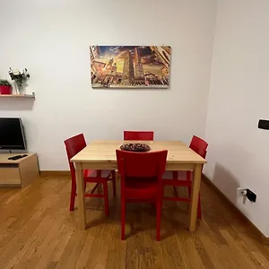 - Bellearti 11 , Bologna Italia